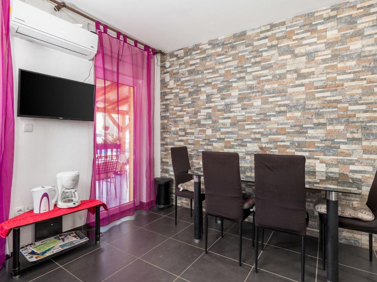 Holiday Home Radmila - Mlk137 By Interhome Šilo Екстериор снимка